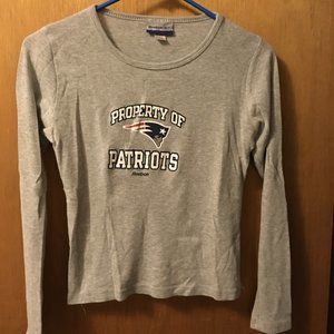 Gray Reebok "Property of Patriots" shirt S